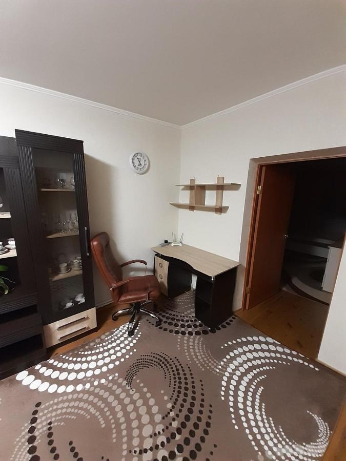 Apartament Двокімнатна Shepetovka Zewnętrze zdjęcie