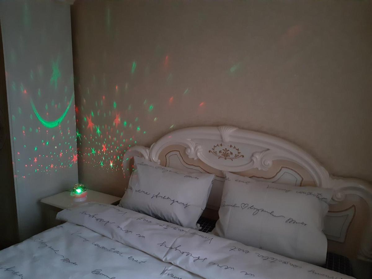 Apartament Двокімнатна Shepetovka Zewnętrze zdjęcie